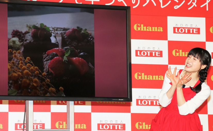 土屋太鳳【撮影：小宮山あきの】