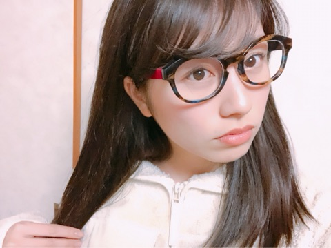 ももクロ・佐々木彩夏のメガネ姿に反響