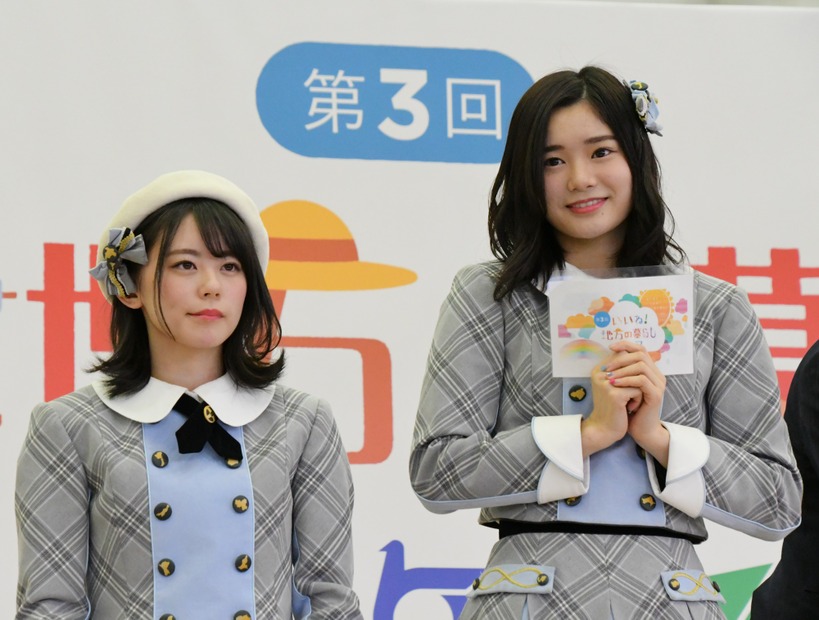 AKB48チーム8／浜咲友菜（滋賀県）、中野郁海（鳥取県）【写真：竹内みちまろ】