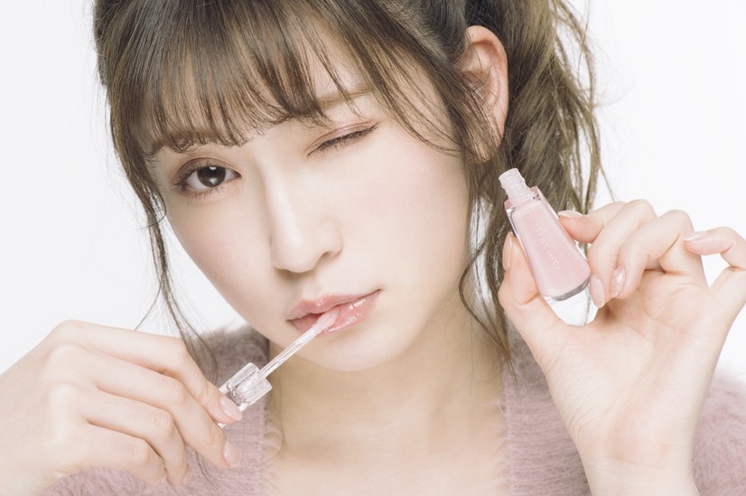 NMB48 吉田朱里（ｃ）NMB48 吉田朱里 ビューティーフォトブックIDOL MAKE BIBLE@アカリン2(主婦の友社)