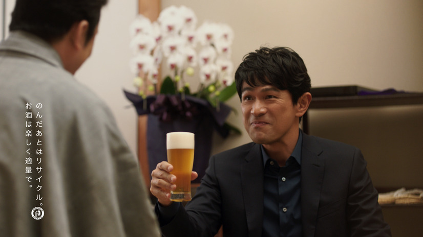 江口洋介、松本幸四郎、井上真央がそれぞれビールに唸る新CM明日から