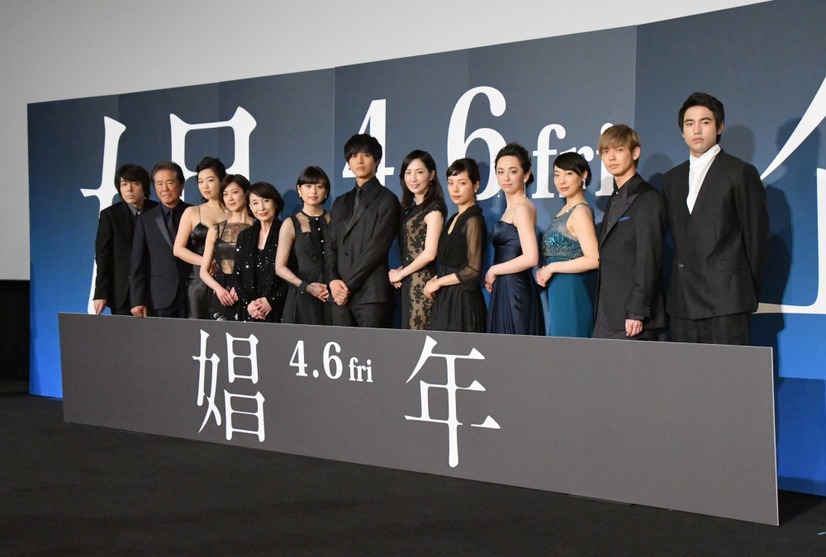 三浦大輔監督、西岡徳馬、佐々木心音、馬渕英里何、江波杏子、冨手麻妙、松坂桃李、真飛聖、桜井ユキ、荻野友里、大谷麻衣、猪塚健太、小柳友【写真：竹内みちまろ】
