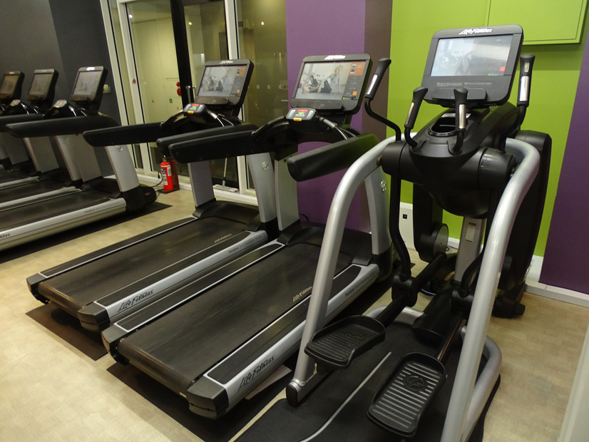 ANYTIME FITNESS 恵比寿店ではLifeFitness社が開発したGymKitに対応するフィットネスマシンをいち早く導入した