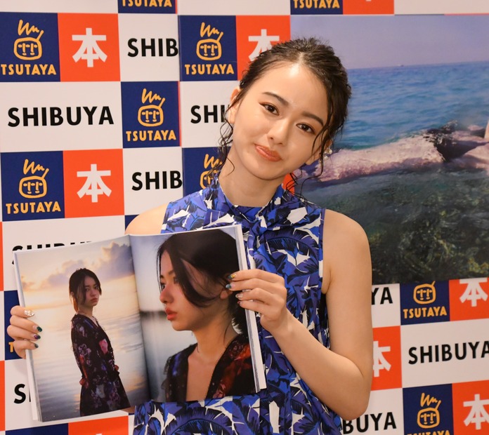 山本舞香【写真：竹内みちまろ】