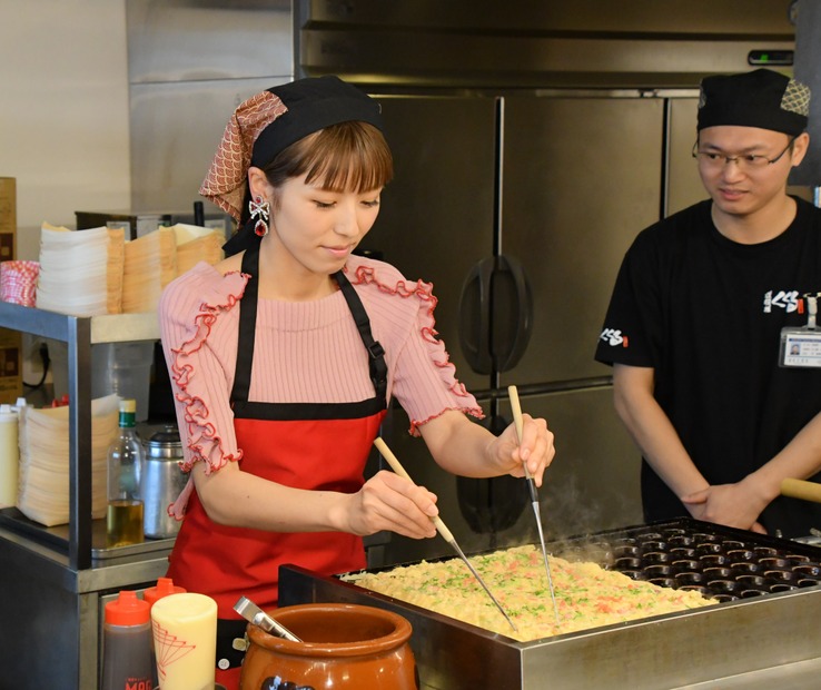 若槻千夏【写真：竹内みちまろ】