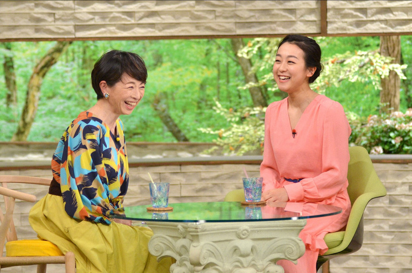 阿川佐和子と浅田真央（c）TBS