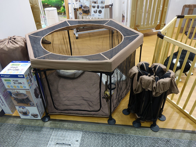 【Interpets（インターペット） 2018】室内でペットと快適に過ごす！簡単設置のとおせんぼゲート