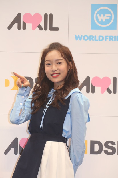 韓国ガールズグループ「April」、都内で日本デビュー曲披露！
