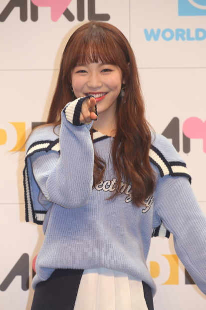 韓国ガールズグループ「April」、都内で日本デビュー曲披露！
