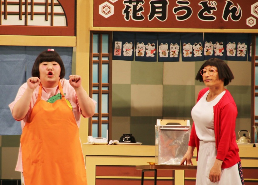 酒井藍、すっちー【撮影：小宮山あきの】