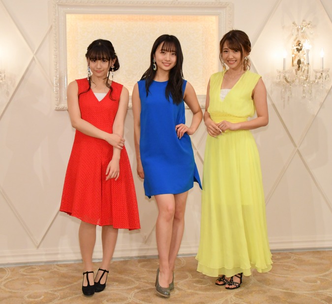 浅川梨奈、渡邉幸愛、志村理佳【写真：竹内みちまろ】