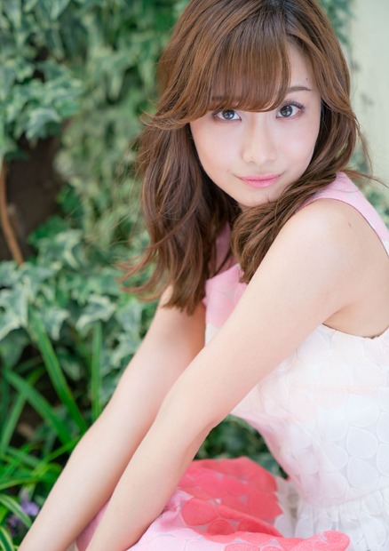 注目写真集一挙紹介！女子アナからアイドルまで大胆カット