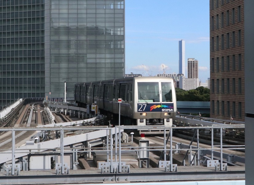 ゆりかもめ、国際展示場正門、船の科学館：駅名変更