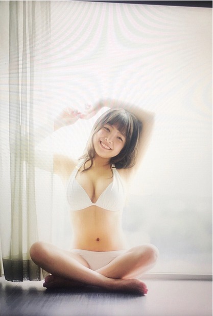 写真は寺本莉緒の公式Instagtamから