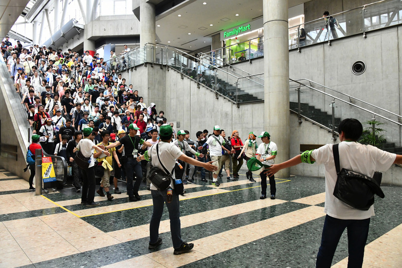 コミケ、猛暑でも53万人が来場