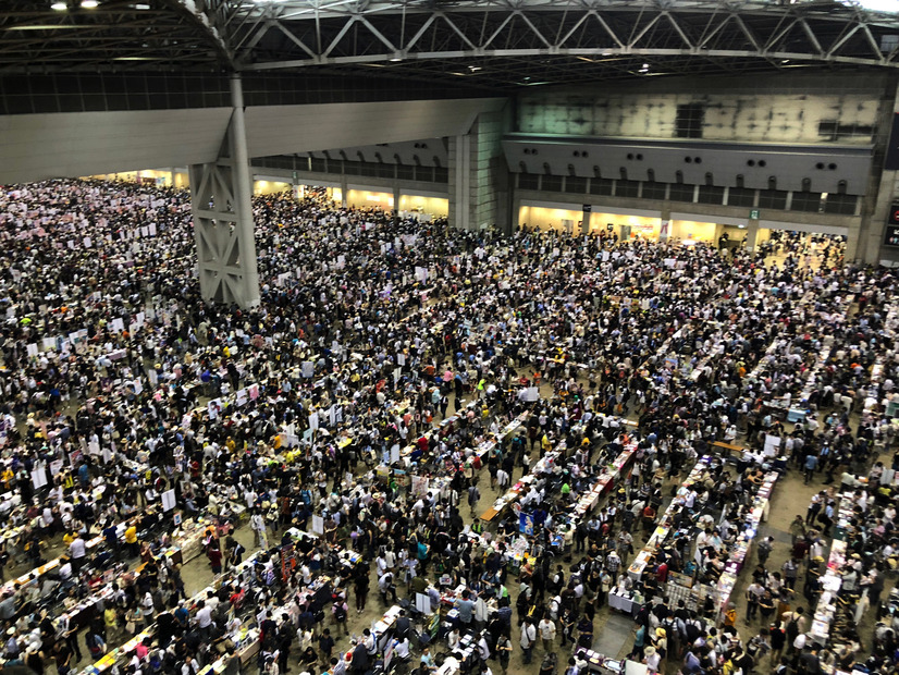 コミケ、猛暑でも53万人が来場