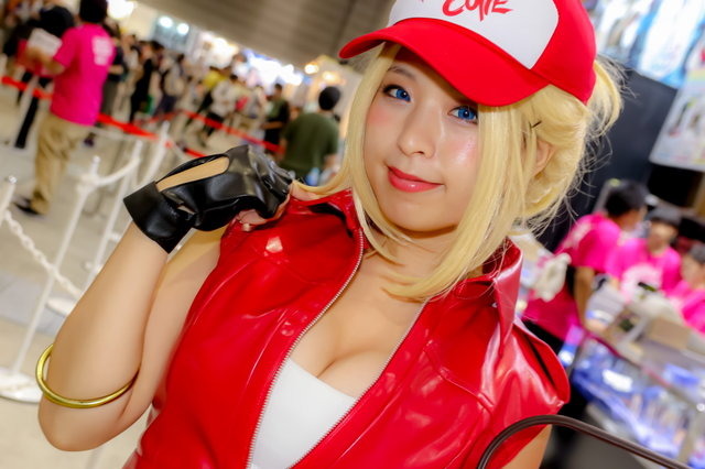 女体化テリー・ボガードからポプテピまで―写真100枚で贈る“コミケ94企業ブースコンパニオン”【C94】