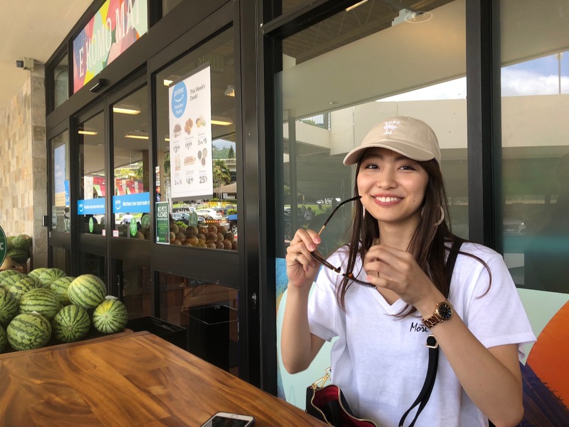 みうらうみ、写真集『うみとうみ』発売！オフショットも公開