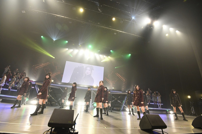 松井珠理奈、真っ赤な衣装で美脚披露！SKE48 リクアワ参戦