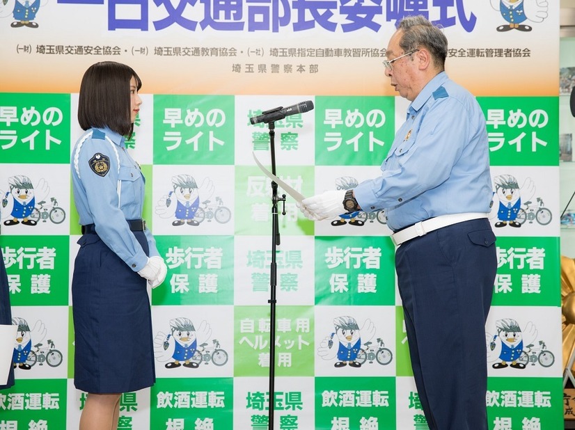 けやき坂46の金村美玖、丹生明里、渡邉美穂が埼玉県警の一日交通部長に就任！