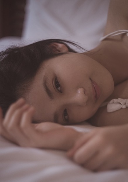 平祐奈の“ちょっぴり大人”な姿が写真集に！20歳の誕生日に発売