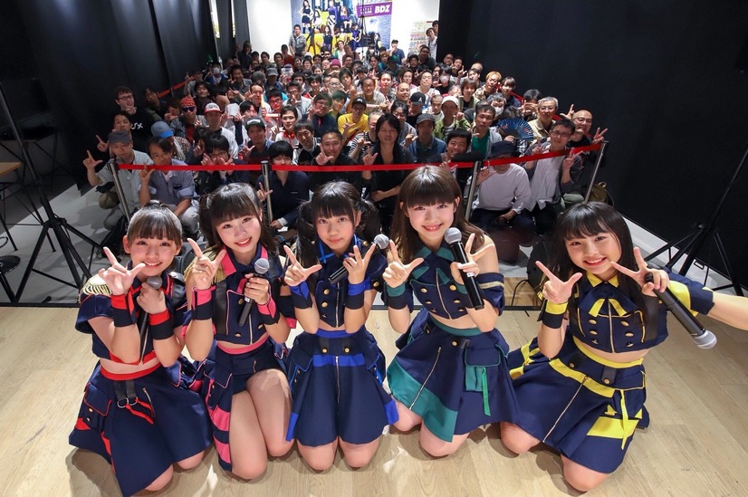 平均年齢13.8歳！新アイドルグループ「Lily of the valley」がデビューライブ