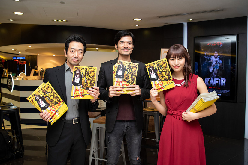 浅川梨奈、シンガポールの映画舞台挨拶に登壇！