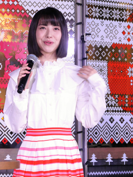 浜辺美波【撮影：佐藤】