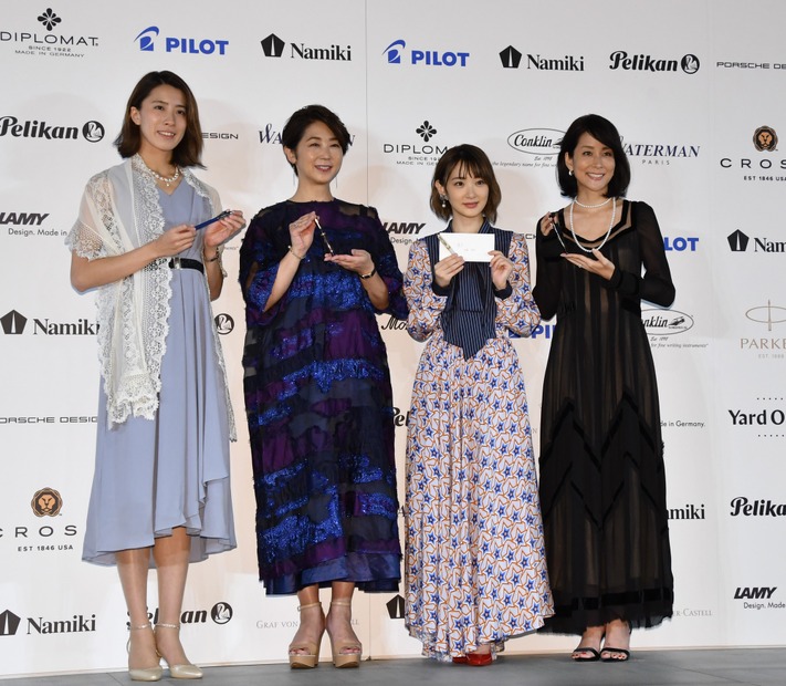 大橋悠依、中井美穂、生駒里奈、内田恭子【写真：竹内みちまろ】