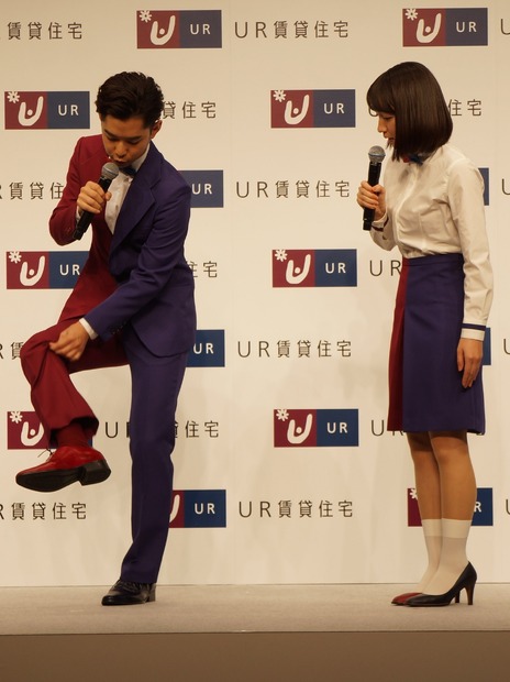 実は年上 吉岡里帆 千葉雄大に 新入社員に見えてしまう 6枚目の写真 画像 Rbb Today 実は年上 吉岡里帆 千葉雄大に 新入社員に見えてしまう 6枚目の写真 画像 Rbb Today
