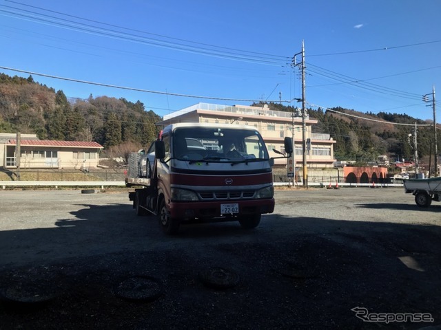 食事をしていると続々とお客さんが入ってくる。「あのトラックのお客さんは二日にいっぺんくらい寄ってくれるんだ。」地元や、頻繁に通る人に愛される味。是非また寄りたい。