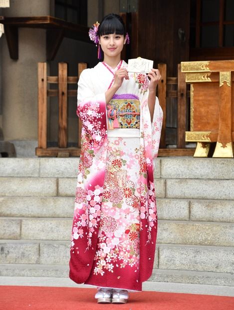 大幡しえり【写真：竹内みちまろ】