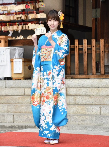 日比美思【写真：竹内みちまろ】