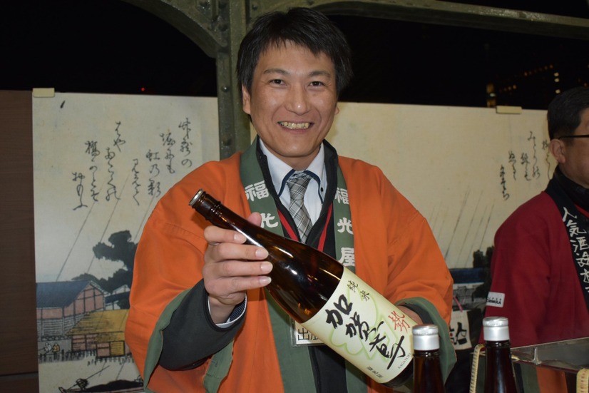 駅のホームでおでんと日本酒を堪能する！『燗酒ステーション』が開催！