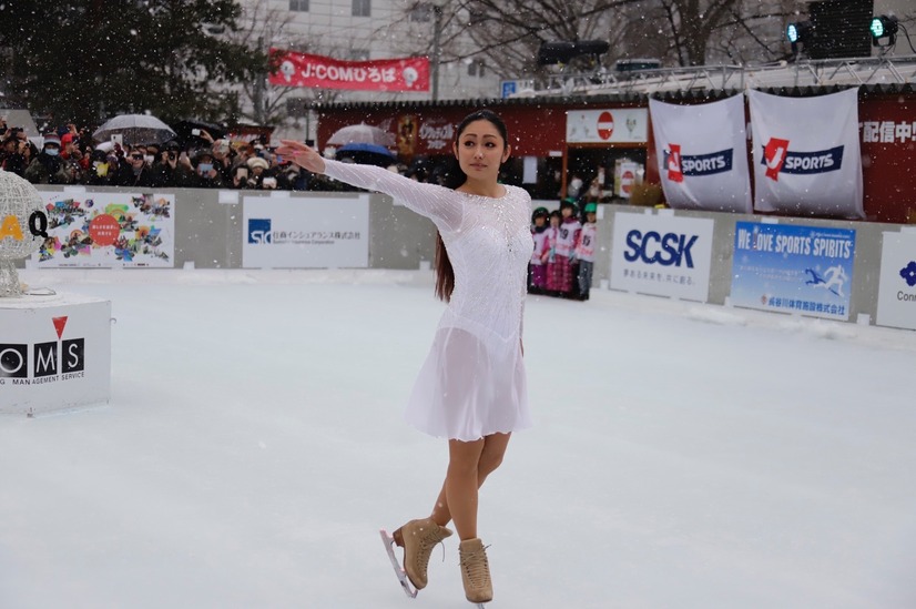 安藤美姫、第70回さっぽろ雪まつりでスケート教室を開催
