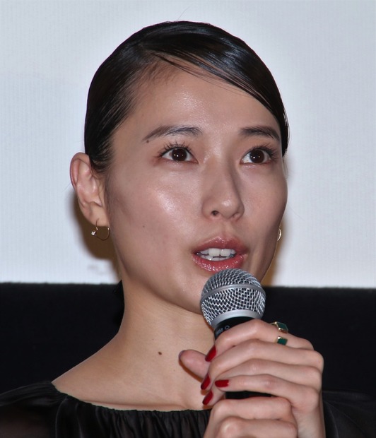 戸田恵梨香【撮影：小宮山あきの】