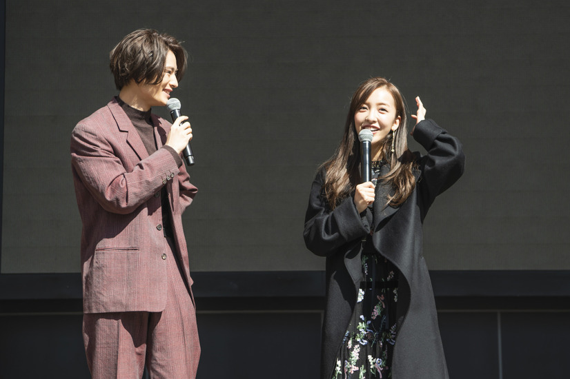 板野友美、話題のMVの裏話明かす！