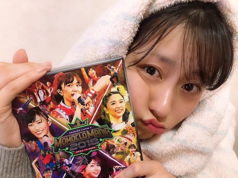 ももクロ佐々木彩夏、頭にサボテンを乗せたお茶目ショット公開！かわいさにファン悶絶