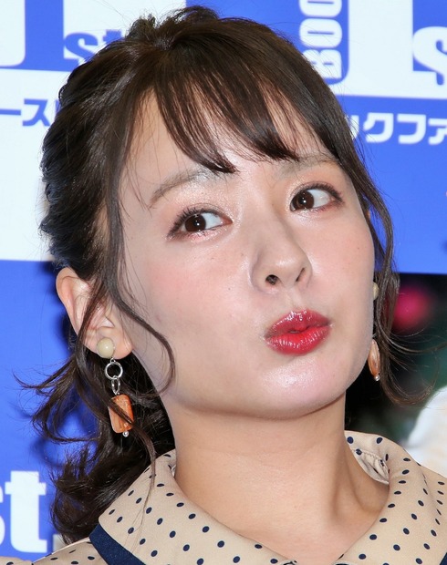 山田菜々【撮影：小宮山あきの】