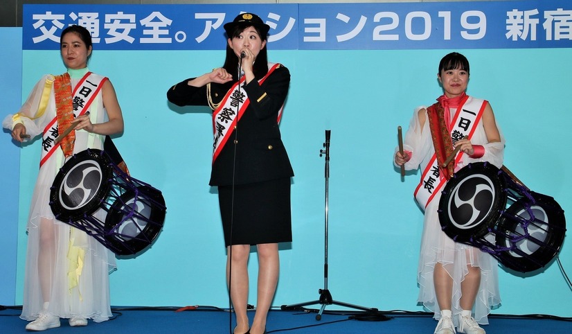 小川真奈、Ｑｕｅｅｎ　Ｂｅａｔ(山下由奈、小太刀瑞姫)【撮影：小宮山あきの】