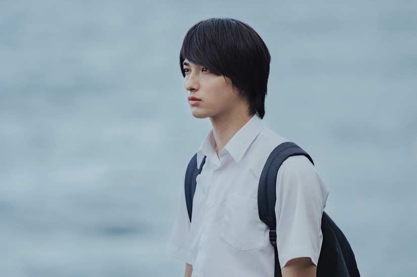 (C)河野裕／新潮社　(C) 2019映画「いなくなれ、群青」製作委員会
