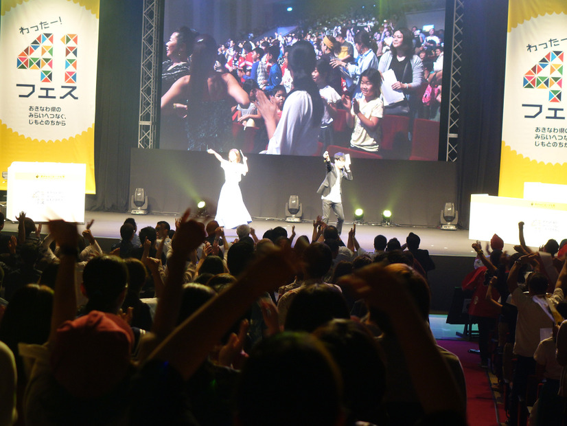 よしもと芸人ら、地元愛あふれる動画審査！沖縄で「わったー！ 41フェス」