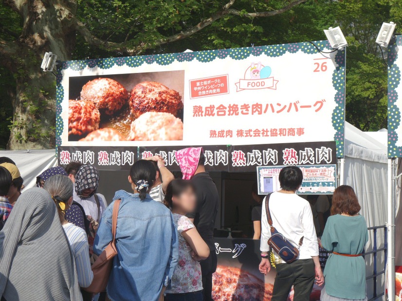 初日は約1万人が来場！都心で食べつくし祭「バイキングパーク」開催