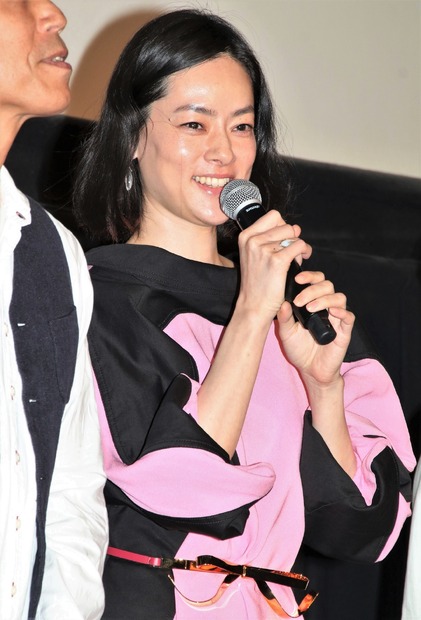 市川実日子【撮影：小宮山あきの】