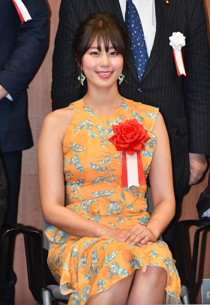 稲村亜美【写真：竹内みちまろ】