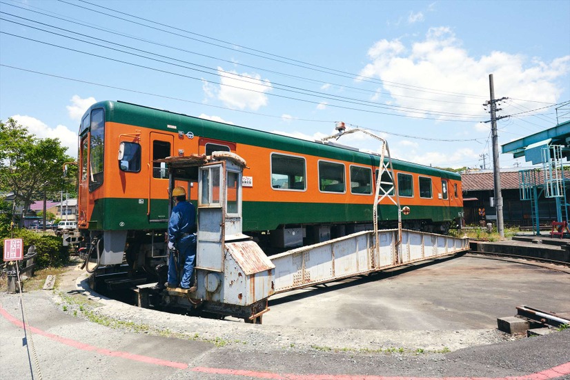 天竜二俣駅：「洗って！回って！列車でGO！」回転中【錦怜那】