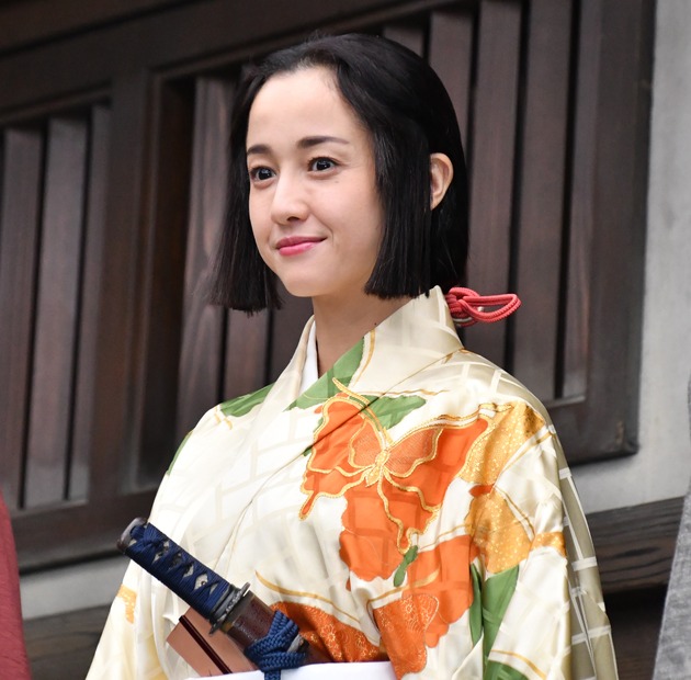 沢尻エリカ【写真：竹内みちまろ】