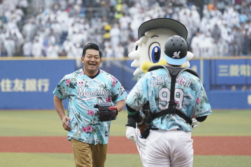 ぐっさん、緊張の始球式「ちゃんと届くかどうか……」