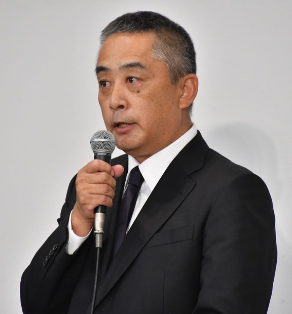 社長 吉本 興業 岡本 岡本昭彦(吉本興業社長)嫁や子供など家族は?年収と経歴についても