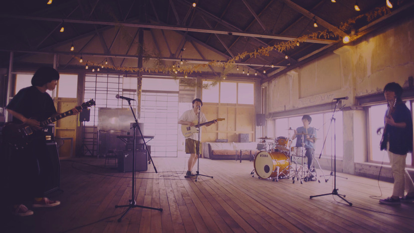NMB48・村瀬紗英、他アーティストのMV・CDジャケ写に初登場